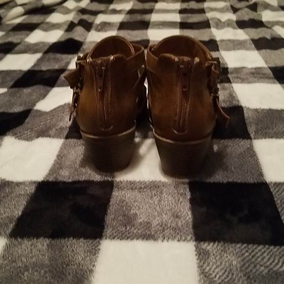 *Used* Script Booties - Picture 3 of 3